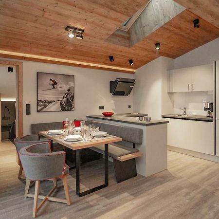 Appartements Erwin & Eleonore Huettl - Penthouse Neukirchen am Großvenediger エクステリア 写真