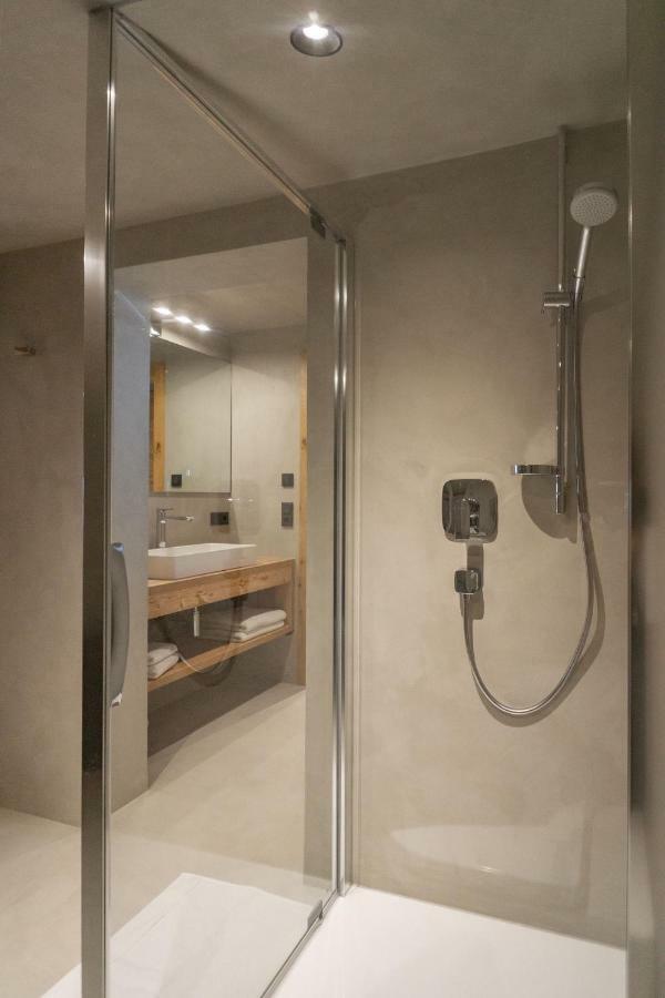 Appartements Erwin & Eleonore Huettl - Penthouse Neukirchen am Großvenediger エクステリア 写真