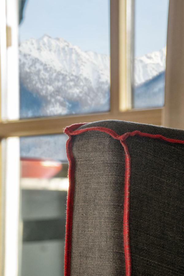 Appartements Erwin & Eleonore Huettl - Penthouse Neukirchen am Großvenediger エクステリア 写真